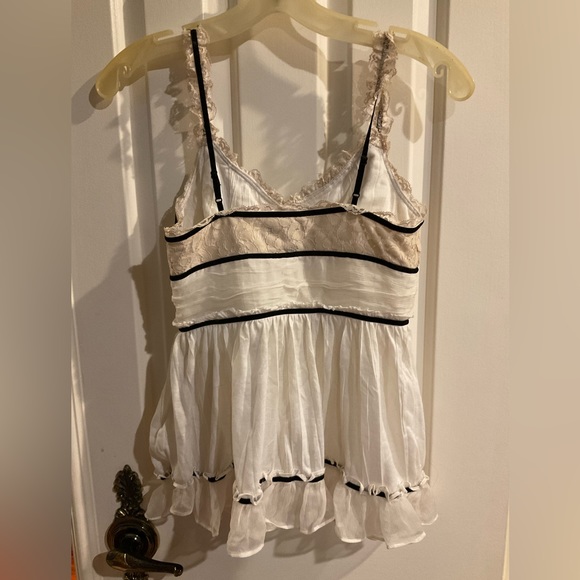 Moda International Vintage lace babydoll top - Picture 2 of 3